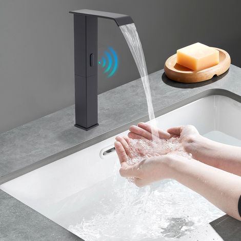 Robinet automatique sans contact pour lavabo, noir, avec capteur de mouvement, robinets de salle de bain sans contact, alimenté par piles ou prise électrique, robinet électronique avec capteur, mains (1/5)
