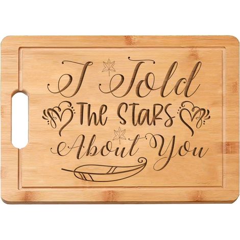Planche à découper inscription amour – Cadeau personnalisé en bambou (1/5)