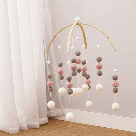 Mobile en feutre boules de laine pour chambre bébé, suspension décorative plafond, ornement artisanal cadeau, décoration maison, pendentif photo promotion (1/5)