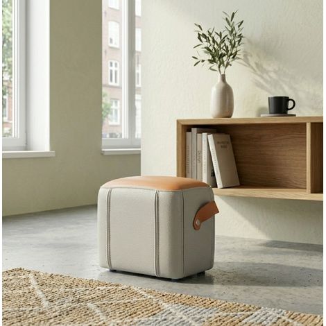Puf reposapiés acolchado de piel sintética PU con asa, gris y naranja, DESVIAE (1/5)