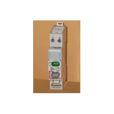 Legrand 004463 Lexic Push Switch - dual function - 20A - 250V - 1 NO + green light