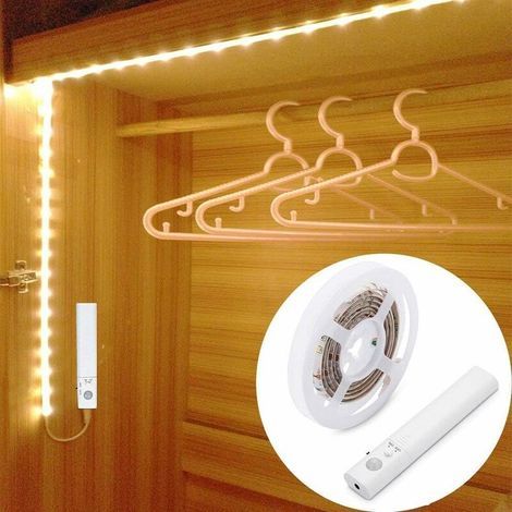 Lampe de placard, ruban lumineux LED 60 LED 2 m, veilleuse à détecteur de mouvement pour dressing/vestiaire/escalier/couloir, fonctionne sur piles (1/5)