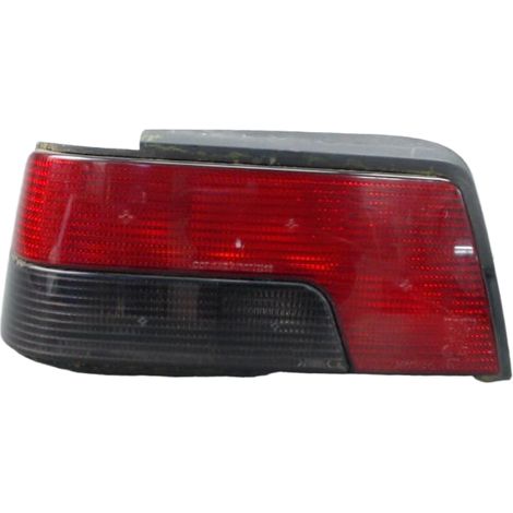 [PRODUIT D'OCCASION] Feu Arrieree Gauche  PEUGEOT 405 ♻️ Ref Oe. 635191 - Garantie à vie (1/3)