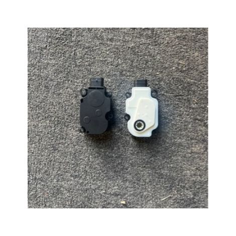 Moteur d'entraînement de volet roulant de radiateur ID4/6 1ED965501 (1/5)