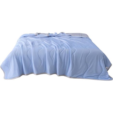 Couette d'été légère et respirante pour lit (1/5)