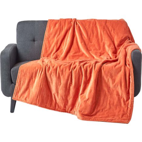 HOMESCAPES Burnt Orange Velvet Quilted Throw, 125 x 150 cm