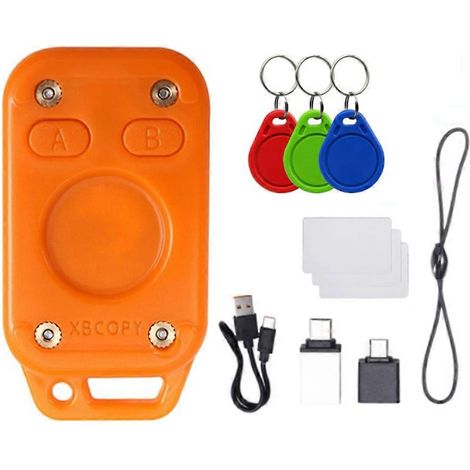 Starten Sie den Chameleon V2.0 RFID-Emulator, den 125 kHz 13,56 MHz Leser, den 3UID-Schlüsselanhänger + die 3CUID-Rohlingkarte und den Chameleon Ultra Duplikator neu. (1/5)