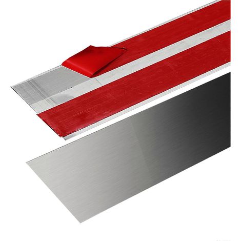 Protection de plinthe auto-adhésive en acier inoxydable pour armoires et placards de cuisine A (1/5)