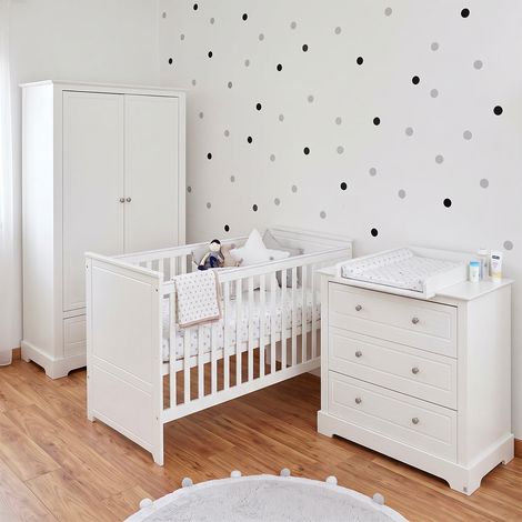 Chambre bébé complète lit évolutif 70x140 – Commode à langer 3 tiroirs avec fermeture silencieuse – Armoire 2 portes avec étagères ajustables (1/5)