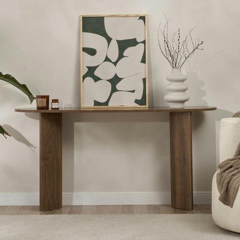 Pier Import – Console de salon ovale effet noyer foncé – pieds en V – Dimensions : 150x35x75 cm – MDF mélaminé résistant aux rayures (1/5)