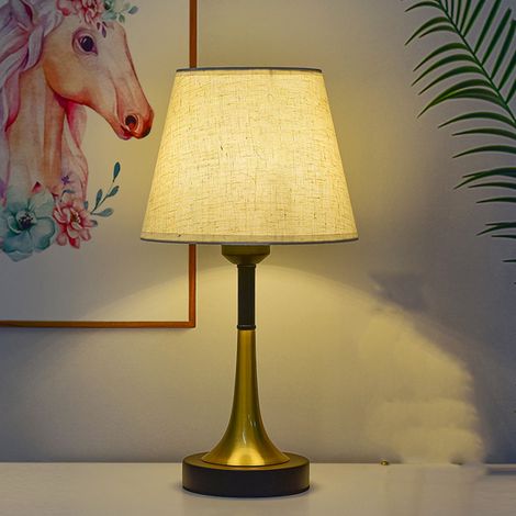 Nachttischlampe im europäischen Retro-Stil, kreative und schlichte Nachttischlampe, LED-Nachtlicht mit Fernbedienung (1/5)