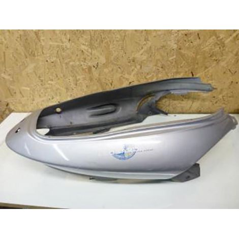 [PRODUIT D'OCCASION] Coque arrière origine pour scooter Aprilia 125 Leonardo 1996 (1/4)