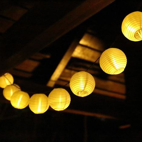 Guirlande lumineuse LED déco - Lanterne en papier kraft blanc - Longueur totale 5 mètres - 20 boules LED blanches USB (1/3)