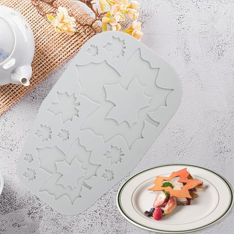 Tapis en silicone forme feuille d'érable pour fondant, décoration de gâteaux et assiettes. (1/5)