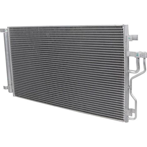 976062S500 convient aux condenseurs de climatisation en aluminium des Hyundai Tucson (2011-2016) et Kia Sportage. (1/4)