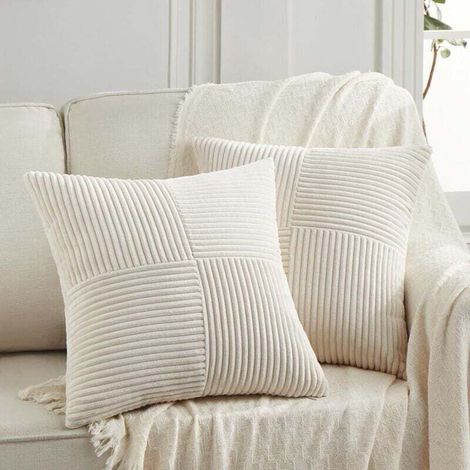 Housses de coussin décoratives carrées en velours côtelé doux de style bohème pour salon, canapé, lit, sofa, décoration d'intérieur rustique, 45 x 45 cm, Beige - Lot de 2 (1/4)