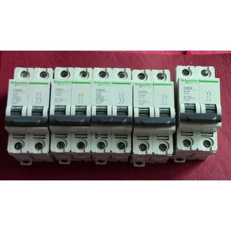 Schneider Electric M9F17206 - Disjoncteur Multi 9 C60L 2P 6A courbe C 25kA