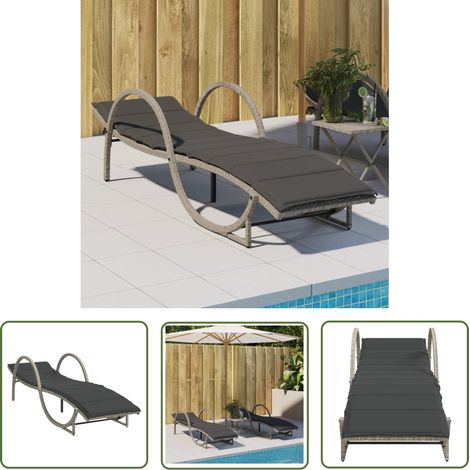 The Living Store Sonnenliege mit Auflage Hellgrau 60x199x42 cm Poly Rattan - Sonnenliege - Gartenliege - Relax Liege - Poolliege - Outdoor Lounge Chair (1/5)