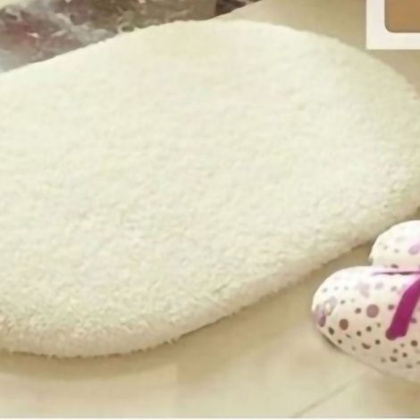 Zerbino ovale antiscivolo per interni, assorbente, morbido e confortevole, in peluche, per bagno, cucina, camera da letto, beige, 40 x 60 cm (forma ovale). (1/5)