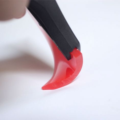 Grattoir multifonctionnel en silicone pour fenêtres de salle de bain, douche, porte de miroir, fenêtre, verre, porte de douche, pare-brise de voiture, grattoir à vitre (rouge)