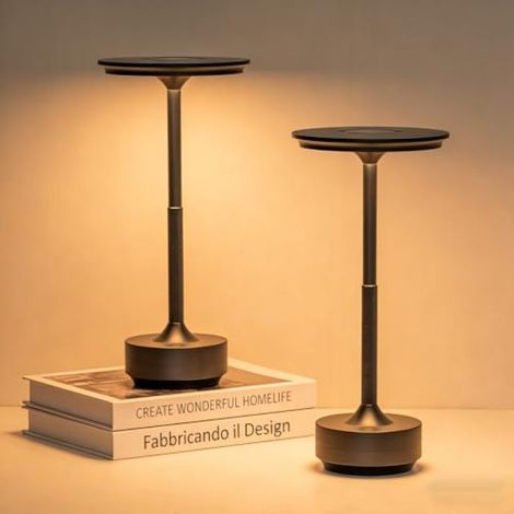 Beyamis Lampe table tactile rechargeable - 3 couleurs métal portable (1/5)