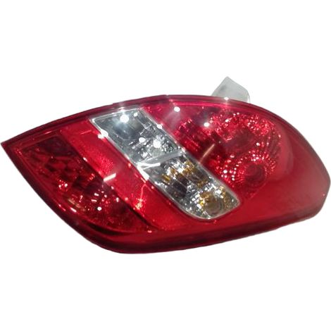 [PRODUIT D'OCCASION] Feu Arriere Droit HYUNDAI I20 ♻️ Ref Oe. 924024p000 - Garantie à vie (1/3)