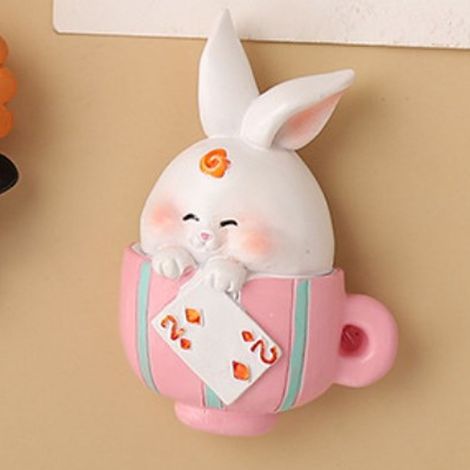 Neue, kreative 3D-Kühlschrankmagnete aus Kunstharz mit Alice-im-Wunderland-Motiv – ein niedliches Souvenir-Geschenk im Cartoon-Stil (1/5)
