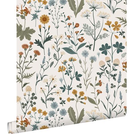 Papier peint à motif fleurs des champs jaune ocre et vert grisé – Dimensions 53 cm x 10.05 m – Raccord sauté – Pose facile intissé – Estahome