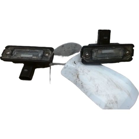 [PRODUIT D'OCCASION] Eclaireur Plaque De Police VOLKSWAGEN Polo 2005- ♻️ Ref Oe. 1j6943021b - Garantie à vie (1/3)