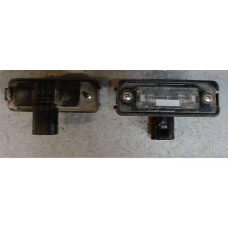 [PRODUIT D'OCCASION] Eclaireur Plaque De Police VOLKSWAGEN Polo 2005- ♻️ Ref Oe. 1j6943021b - Garantie à vie (1/3)