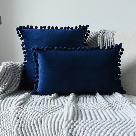 Taie d'oreiller lot de 2 en velours avec pompons, housse décorative pour canapé et chambre, coussin textile moelleux, finition élégante, 40x40 cm (1/4)