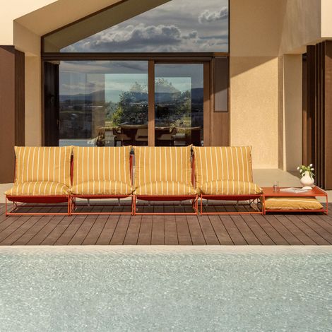 Conjunto de jardín con sofá modular de 4 piezas y mesa auxiliar Amaro SKLUM             