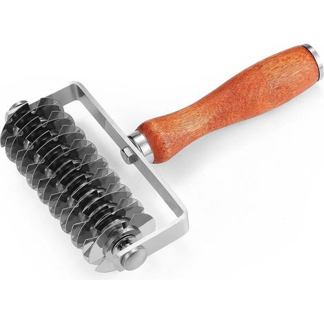 Teigschneider aus Edelstahl mit Holzgriff, ein zeitsparendes Backwerkzeug. (1/2)