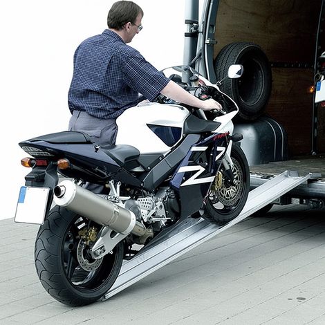 Rampe de chargement avec rebords - Largeur int 155mm - Longueur 2500mm - Hauteur à franchir de 670mm - Vendue à l'unité - ABS02/MT