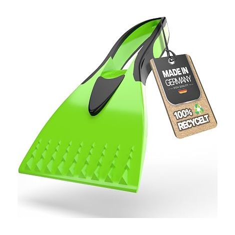 car ice scraper with plastic blade sturdy and reliable recycled material ice scraper for effective ice and snow removal (1/5)