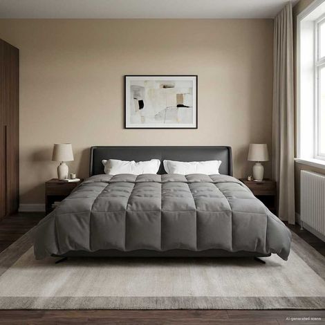vidaXL  Winter Duvet  Quilted Light Grey 200 x 200 cm Microfiber