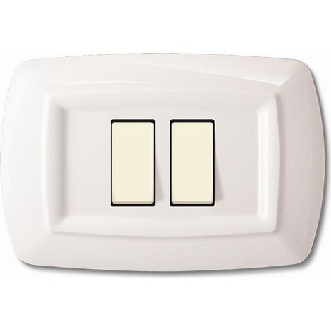 Placca Serie Magic Bticino in Plastica 2 Posti Ravvicinati Bianca Per interruttori e prese (1/2)