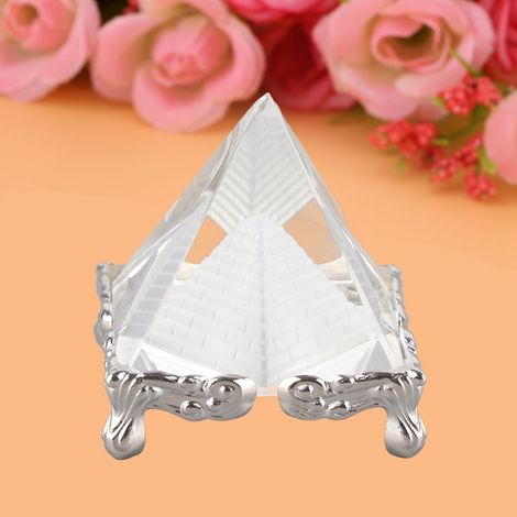 Pyramide en Quartz Naturel Sculptée, Décoration Feng Shui et Ésotérisme (1/5)