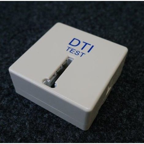 DTI point de test format conjoncteur montage à vis sur mur ou sur rail DIN pour coffret de communication LEGRAND (1/5)