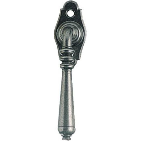 Poignée de fenêtre LANGUEDOC acier cémenté patiné – Finition vernie – Longueur carré 75mm – Entraxe 43mm – Pour bois dur – Bouvet