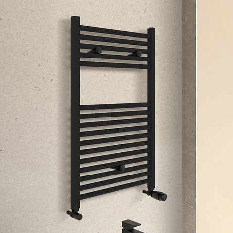 Termoarredo design nero opaco L 50x77 interasse 45 cm completo di valvole (1/5)