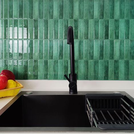 Lot de 10 Feuilles 25,4x25,4 cm Autocollants en Vinyle 3D Vert pour Mur, Autocollants à Décoller et Recoller, Carreaux Adhésifs Imperméables pour Crédence, Idéal pour Cuisine et Salle de (1/5)