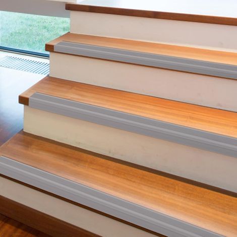 10m Grau Rutschfeste Treppenkante, Selbstklebende Kantenleiste Flexible PVC-Gummistufen-Kantenleiste, Wasserdicht Stufenkantenprofil Für Den Innen- Und Außenbereich (1/5)