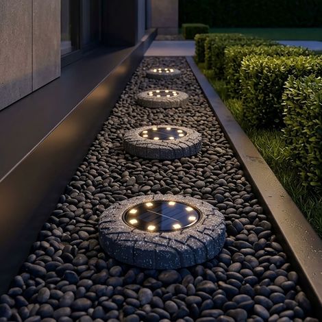 Lampada da terra a LED solare 4x, illuminazione da esterno, giardino, terrazza, bianco caldo, antracite, D 11 cm (1/5)