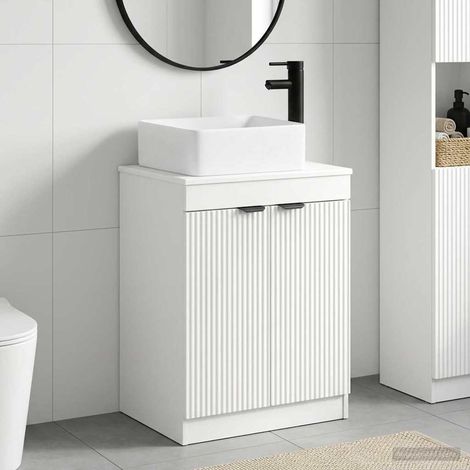 vidaXL Bathroom Furniture Set White Engineered Wood (1/5)