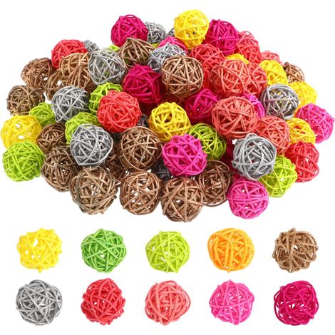 Lot de 100 boules d'aromathérapie en rotin colorées - Décoration à suspendre pour fêtes, mariages, chambres d'enfants et fêtes de Noël - Remplissage de vase et projet de bricolage (1/5)