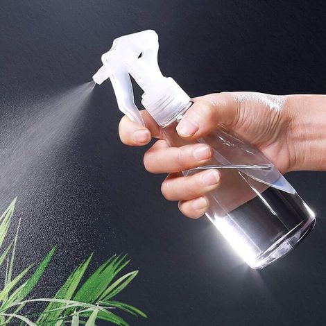 Flaconi spray in plastica da 200 ml, in due pezzi, con erogatore a grilletto. Flaconi spray vuoti a nebulizzazione fine, ideali per pulizie, trattamenti di bellezza e giardinaggio. (1/3)