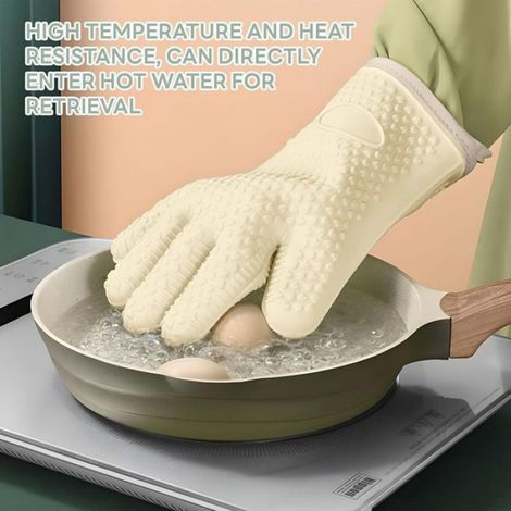 Gants De Cuisine - Silicone Alimentaire Épais + Doublure Coton - Résistants Chaleur Jusqu'à 250 °C - Imperméables Antidérapants - Pour Four Micro Ondes Barbecue - 2 Pièces (1/5)