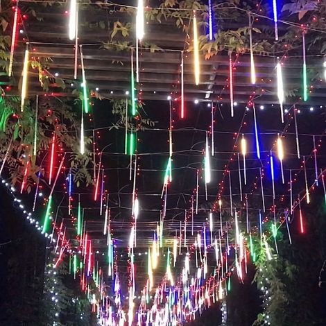 Guirlande Lumineuse Météore - LED Étanche IP44 - Pour Décoration Extérieure Arbre Jardin Cour Toit - 32 Lumières - 2,5 m - 1 Pièce (1/5)