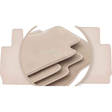 Tapis beiges PREMIUM pour camion Iveco Stralis 2003-2019 (1/5)